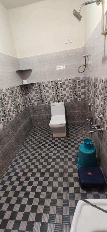 Veeru Homestay ฮอสเปต ภายนอก รูปภาพ