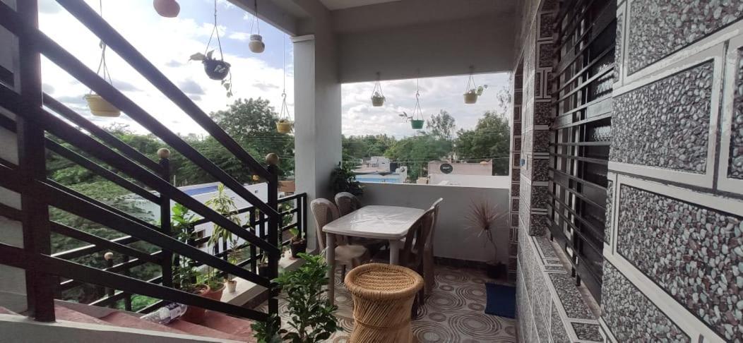 Veeru Homestay ฮอสเปต ภายนอก รูปภาพ